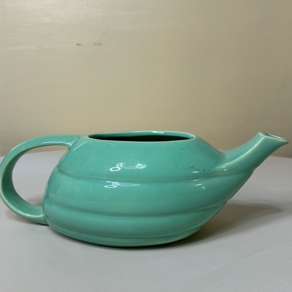 Vintage Bauer Pottery Glossy Ringwear Teapot in Jade
